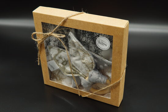 Čaukstošās austiņas un kvadrātiņa komplekts